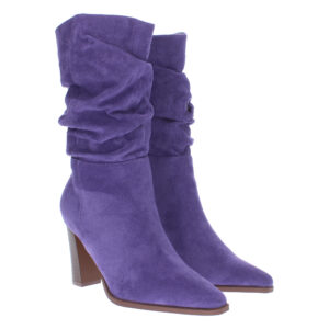 Bota de tacón con caña arrugada