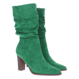 Bota de tacón con caña arrugada