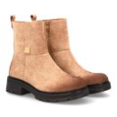 Botín moderno de mujer con detalle metálico