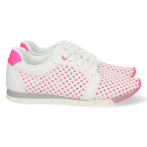 Zapatilla con Calados y Cordones