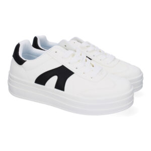 Zapatillas Deportivas Planas de Mujer