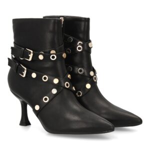 Botín elegante con tiras y hebillas.