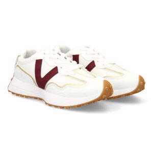 Zapatilla con diseño moderno para mujer